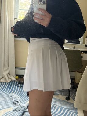 Hollister White Pleated Skater Mini Skirt